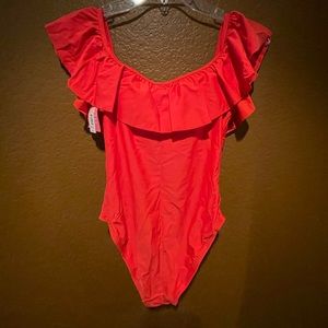 Uncommon/sent one piece swimsuit